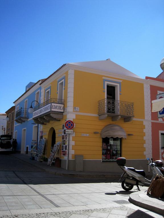 Hotel Moderno Santa Teresa Gallura Extérieur photo